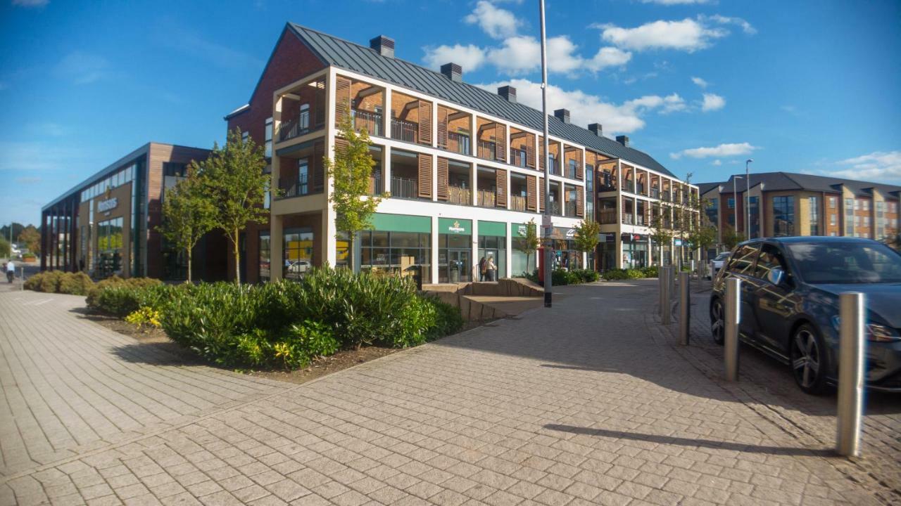 Central Townhouse With Parking Telford Luaran gambar